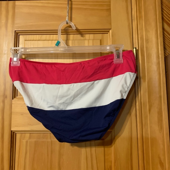 Ralph Lauren swimsuit-2 piece- size 12 - Picture 4 of 6